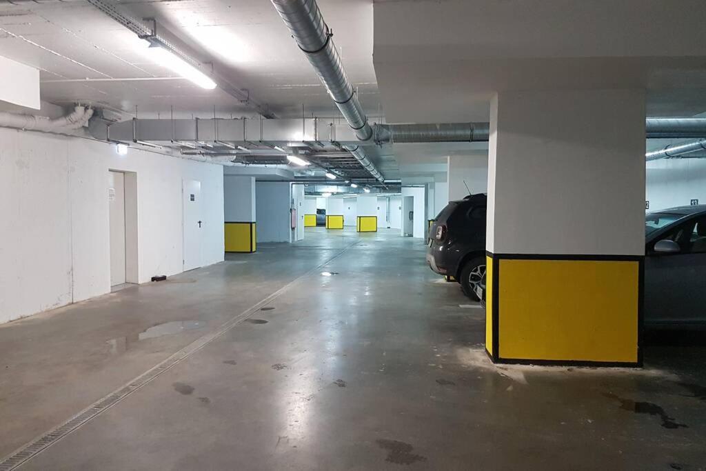 Komfortowy Nowoczesny Apartament Kustronia Z Garazem Balkonem Wanna Bielsko-Biała Exteriör bild
